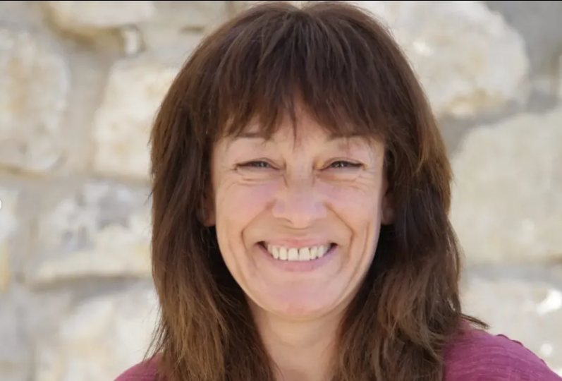 Eva Mombiela